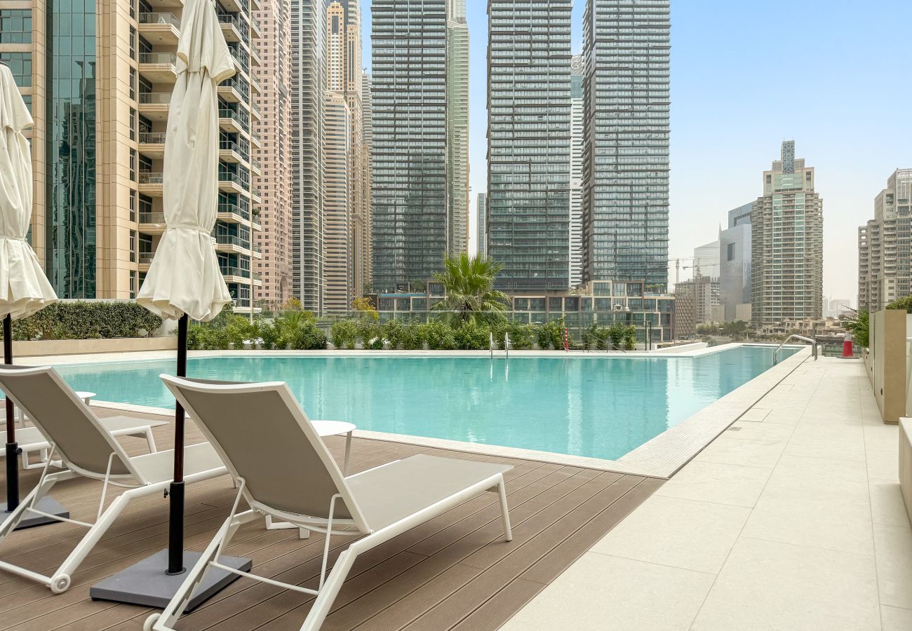 Apartment in Dubai - Elegant 2 BD in LIV Marina with Luxury Amenities