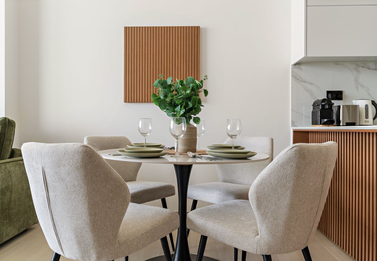 Apartment in Dubai - Elegant Modern and Bright 1BR in JVC
