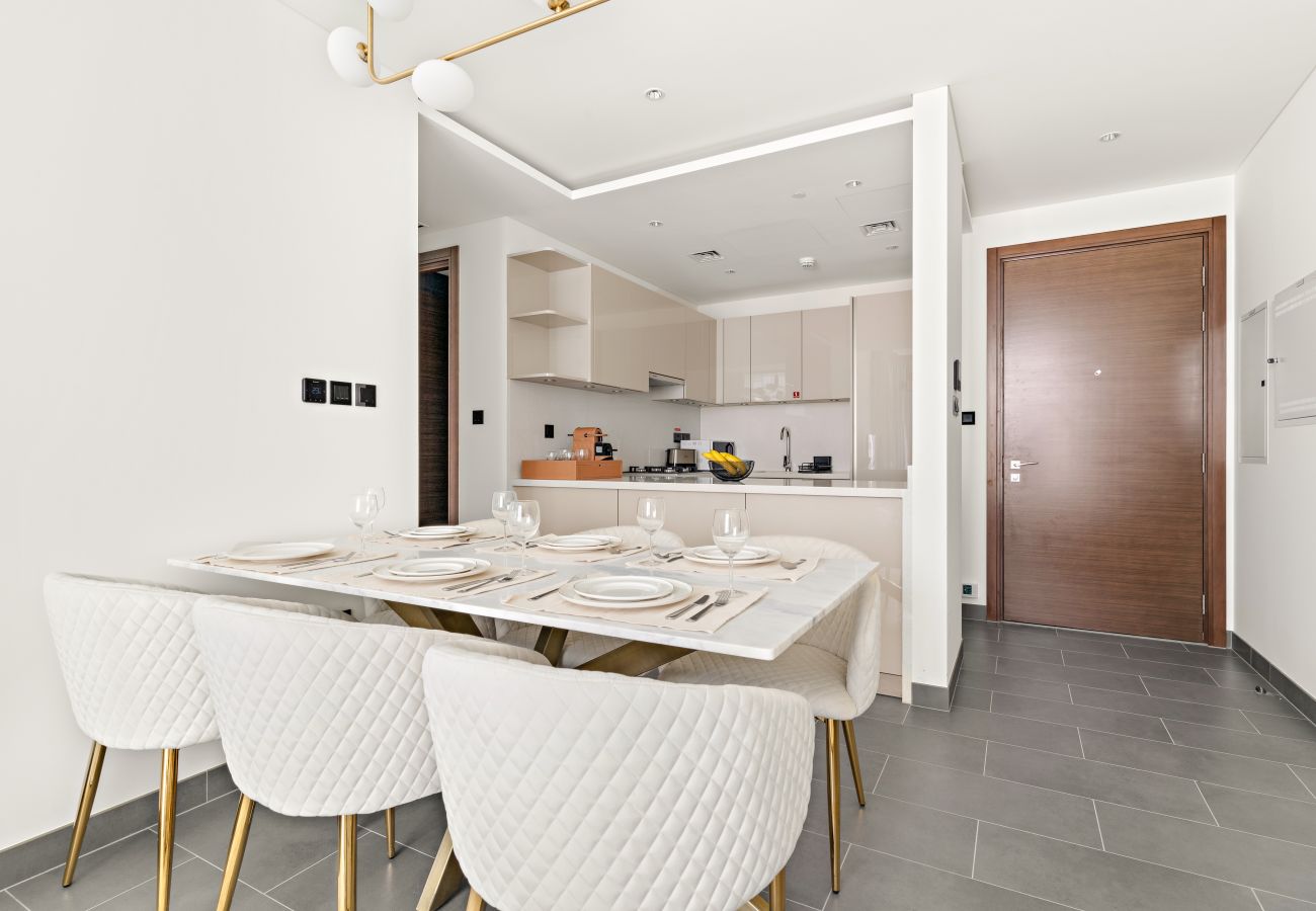 Apartment in Dubai - Modern 2 BR with Pool View in Sobha Hartland 