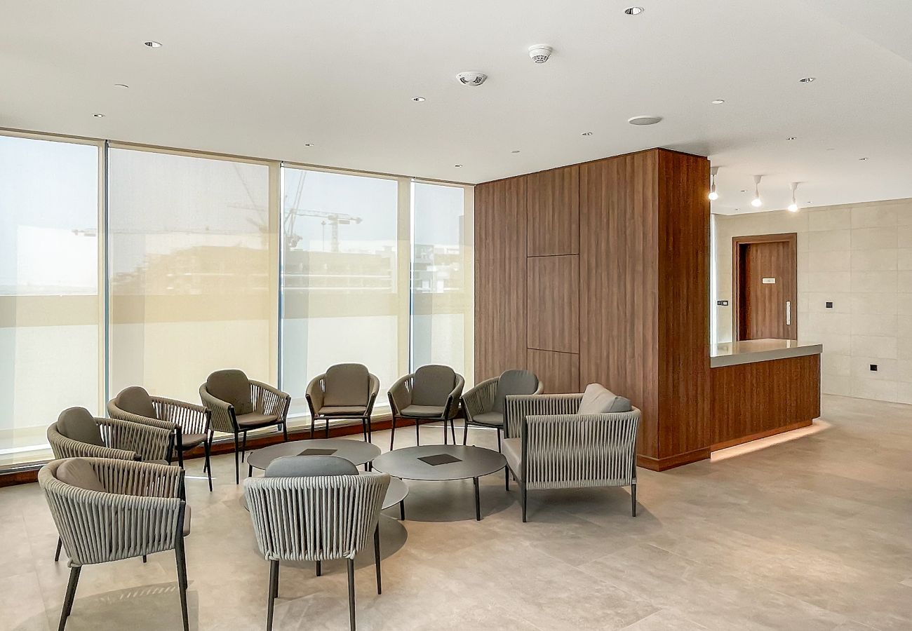 Apartment in Dubai - Modern 2 BR with Pool View in Sobha Hartland 