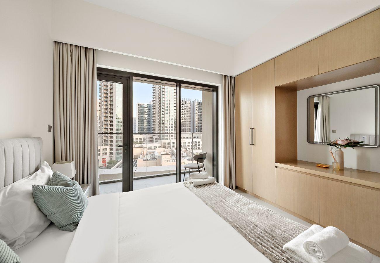 Apartment in Dubai - Elegant 1BD in Iconic Downtown Location