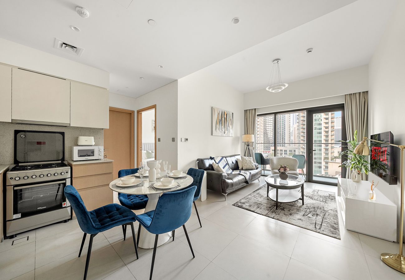 Apartment in Dubai - Elegant 1BD in Iconic Downtown Location
