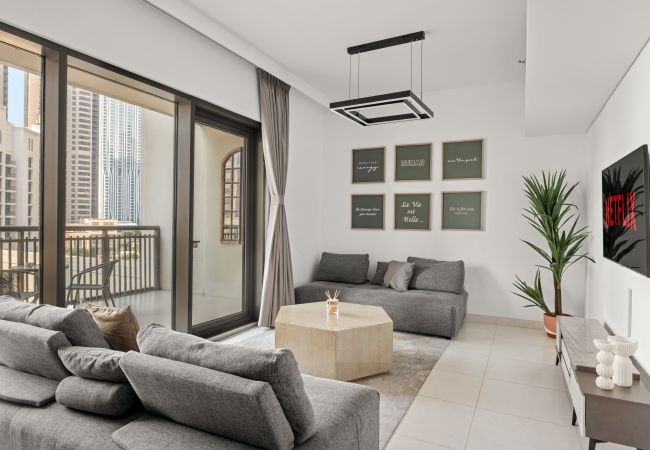 Apartment in Dubai - Spacious 2BD in Dubai Creek Harbour