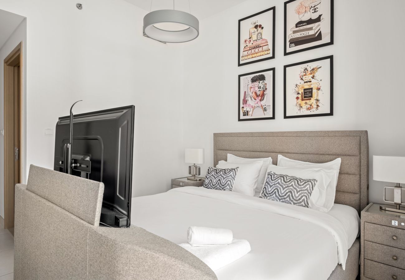 Apartment in Dubai - Spacious 2BD in Dubai Creek Harbour