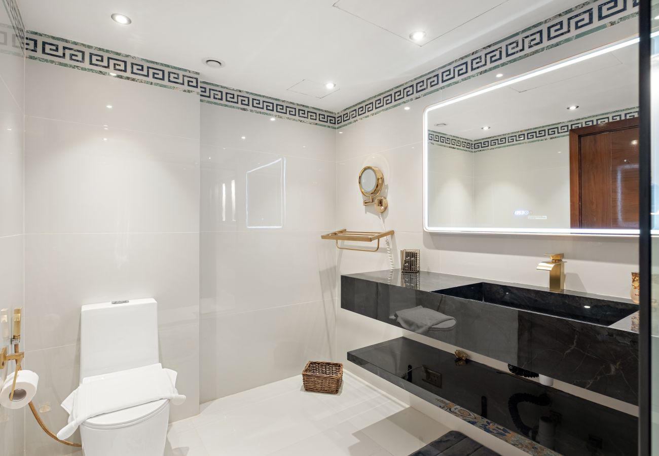 Apartment in Dubai - Luxury 2 BD with Stunning Marina Views