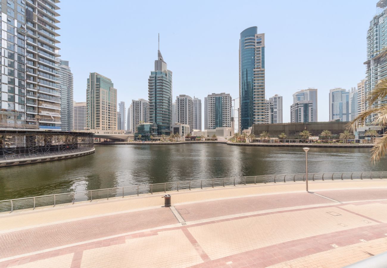 Apartment in Dubai - Luxury 2 BD with Stunning Marina Views