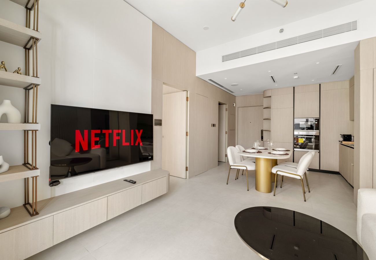 Apartment in Dubai -  Refined 1 BD Apartment in JVC