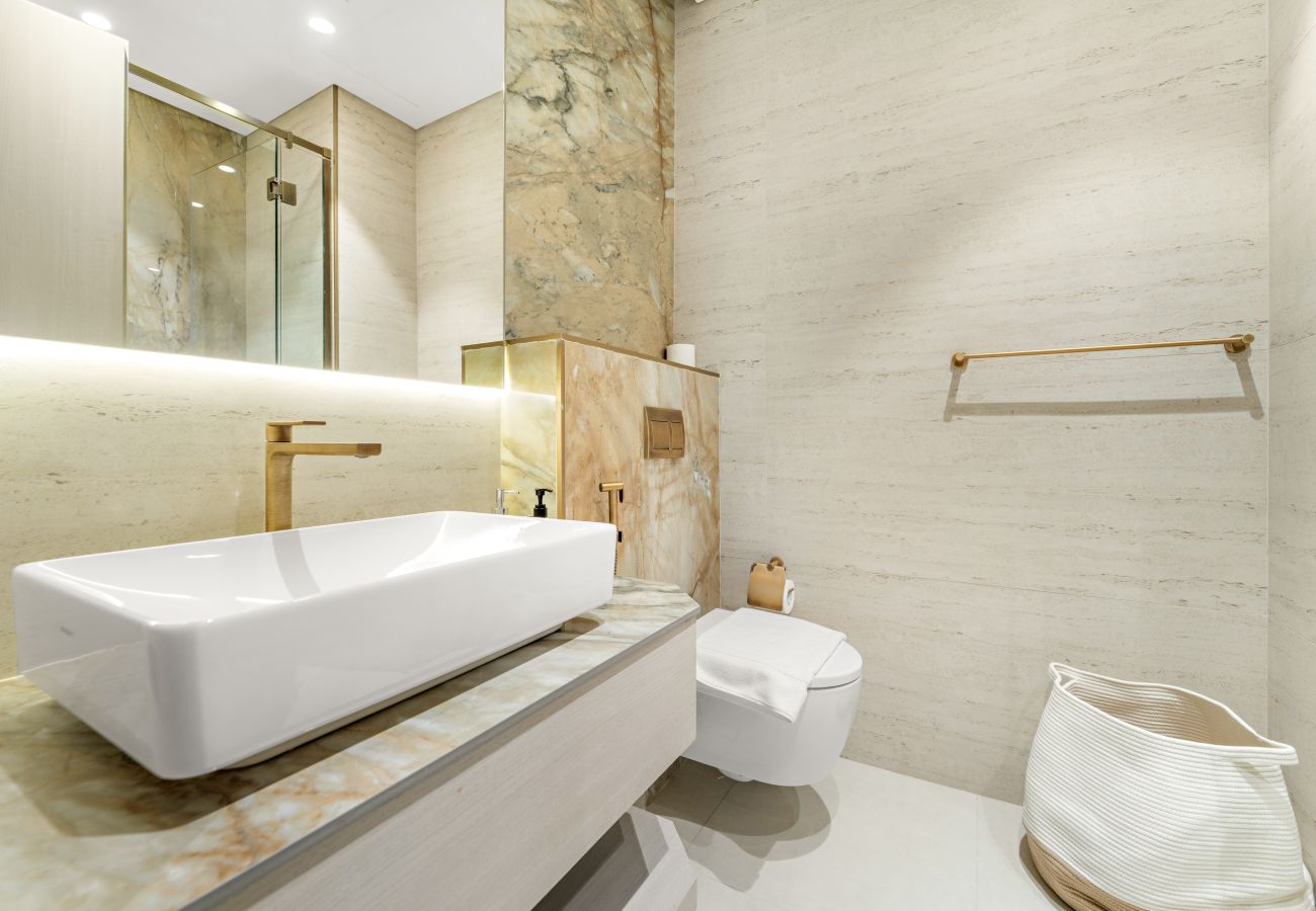 Apartment in Dubai -  Refined 1 BD Apartment in JVC