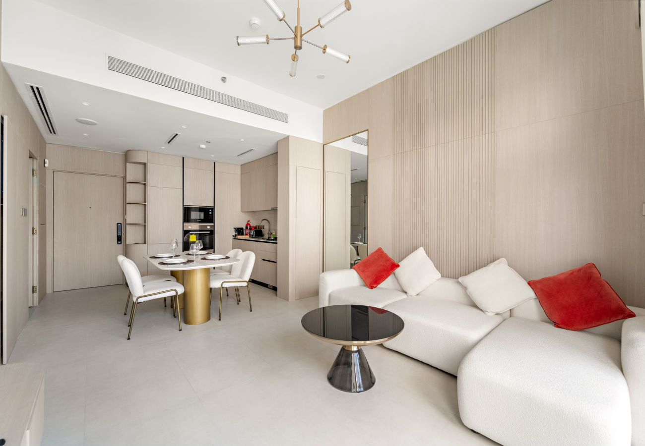 Apartment in Dubai -  Refined 1 BD Apartment in JVC