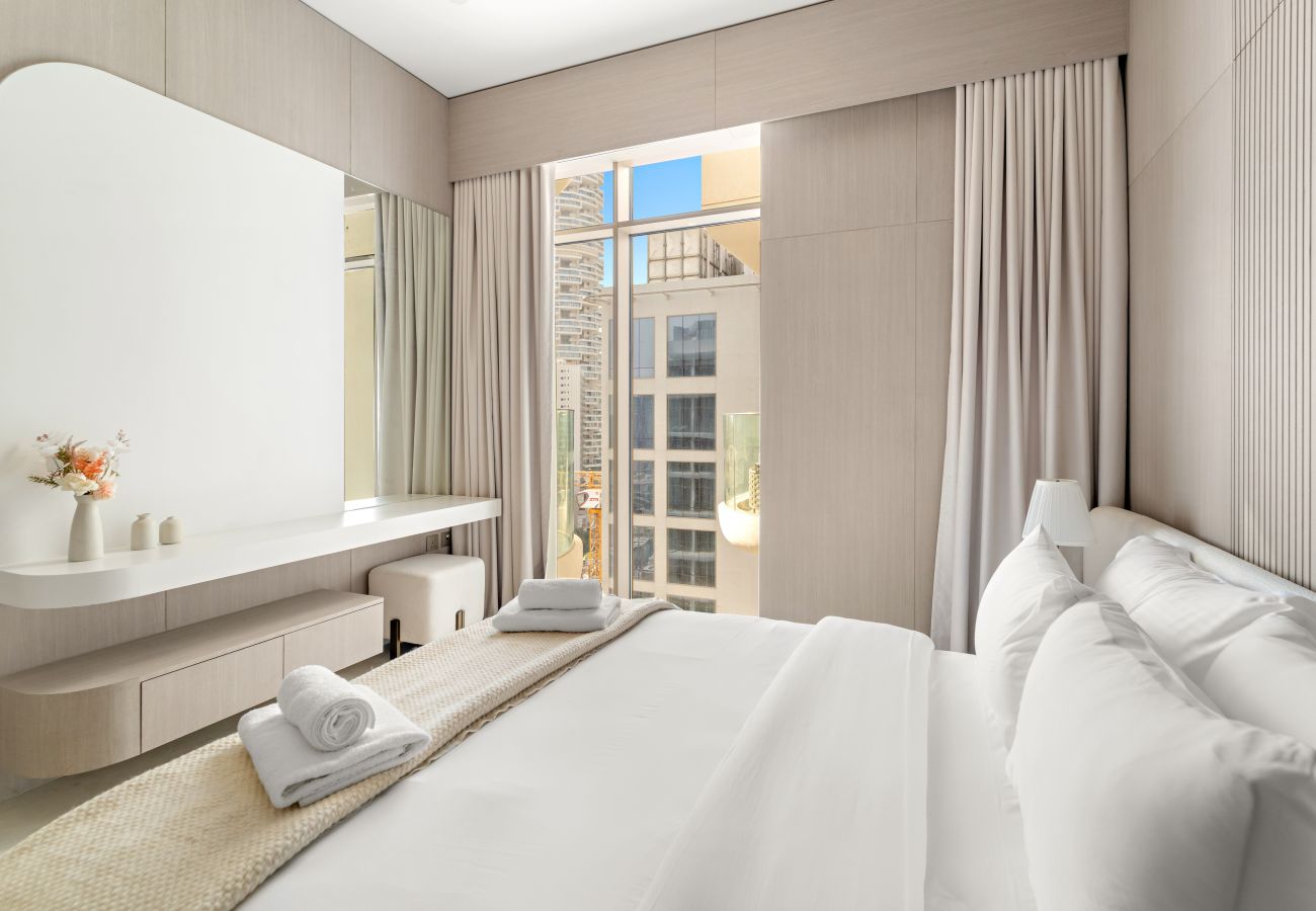 Apartment in Dubai -  Refined 1 BD Apartment in JVC