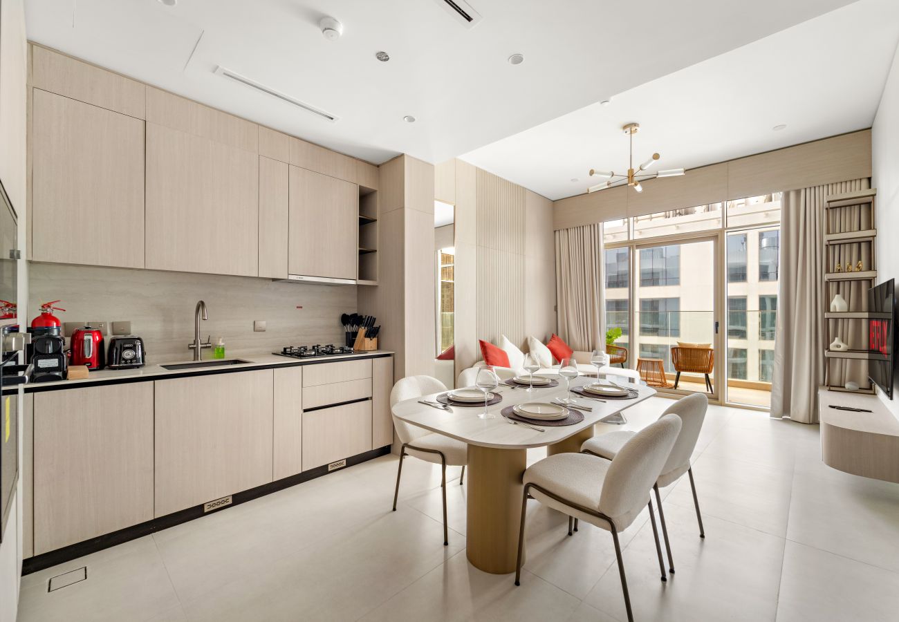 Apartment in Dubai -  Refined 1 BD Apartment in JVC