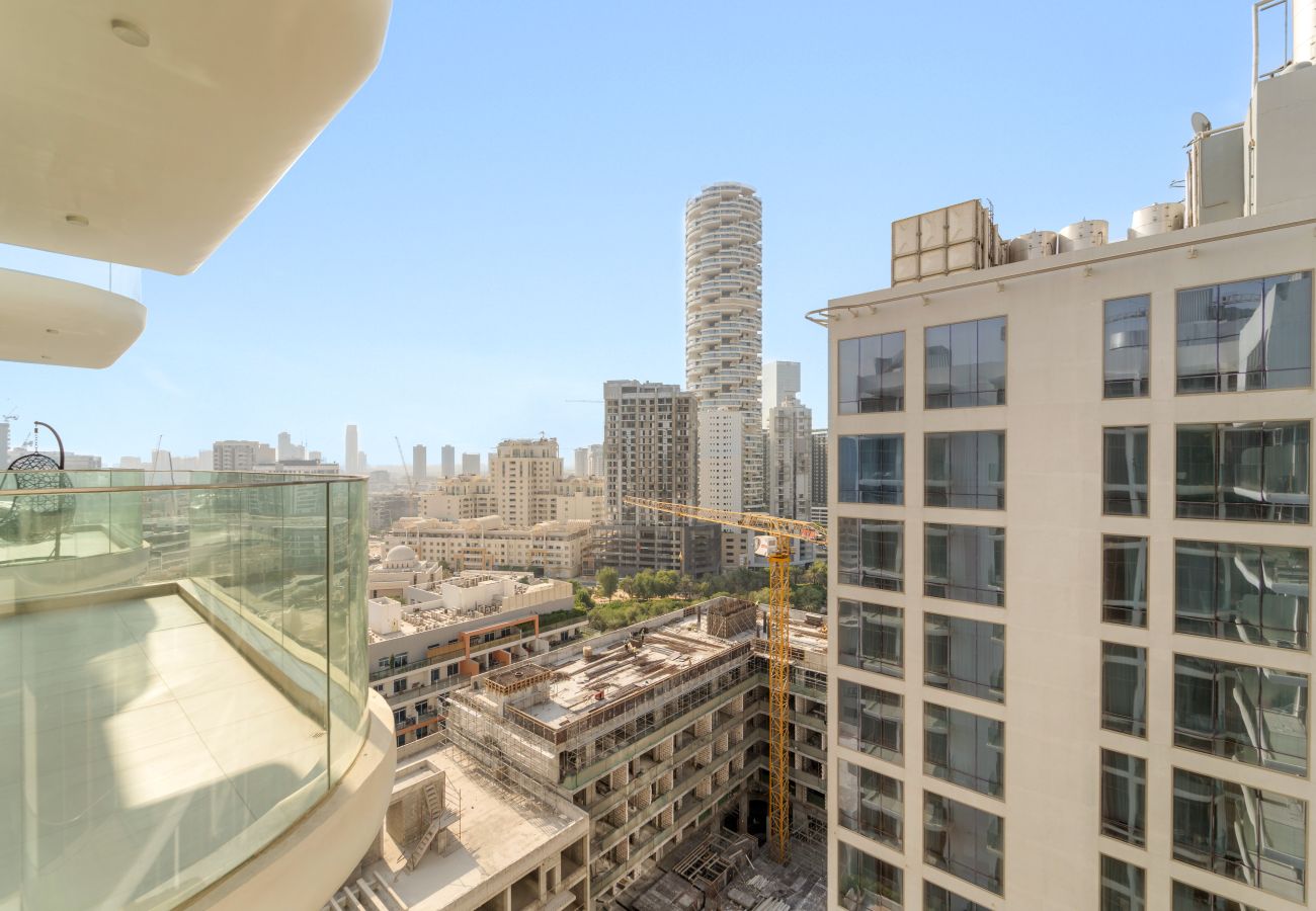 Apartment in Dubai -  Refined 1 BD Apartment in JVC