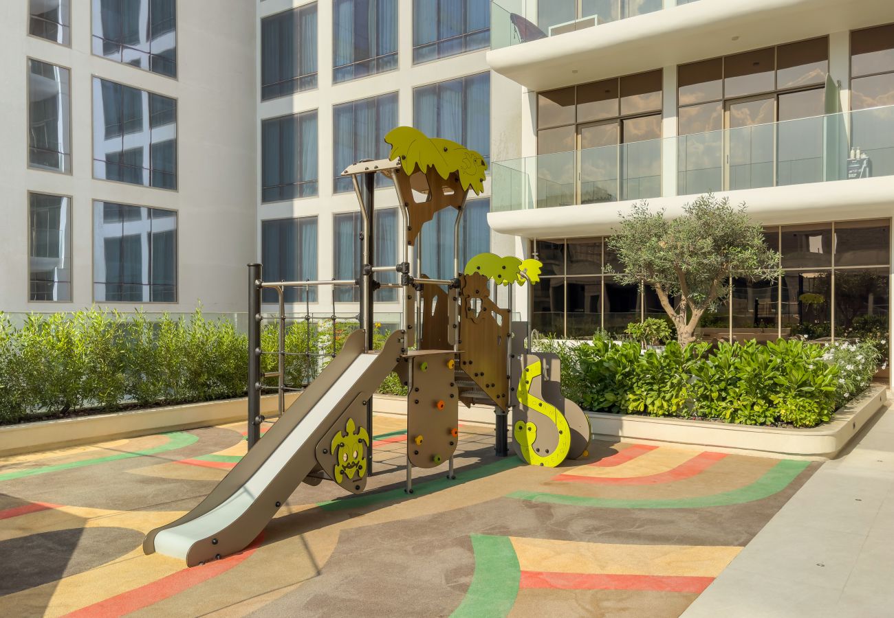 Apartment in Dubai -  Refined 1 BD Apartment in JVC