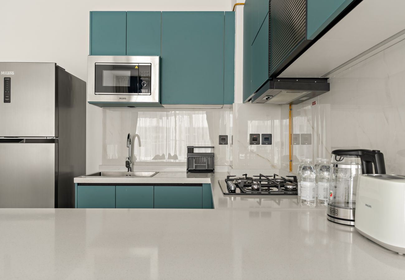 Apartment in Dubai - Spacious 2BR in Dubai Science Park with Private Pool 