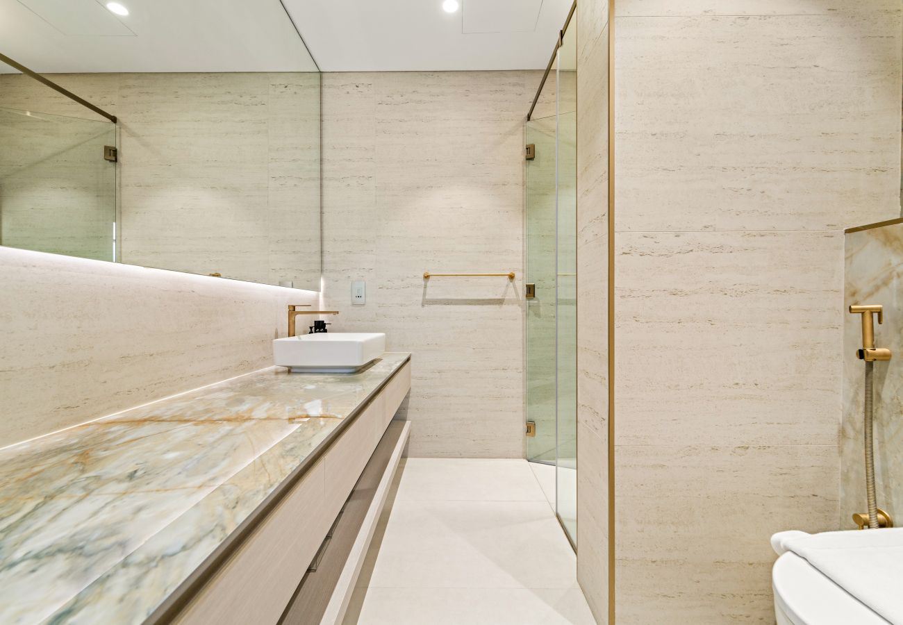 Apartment in Dubai - Modern & Elegant 1BD apartment in JVC