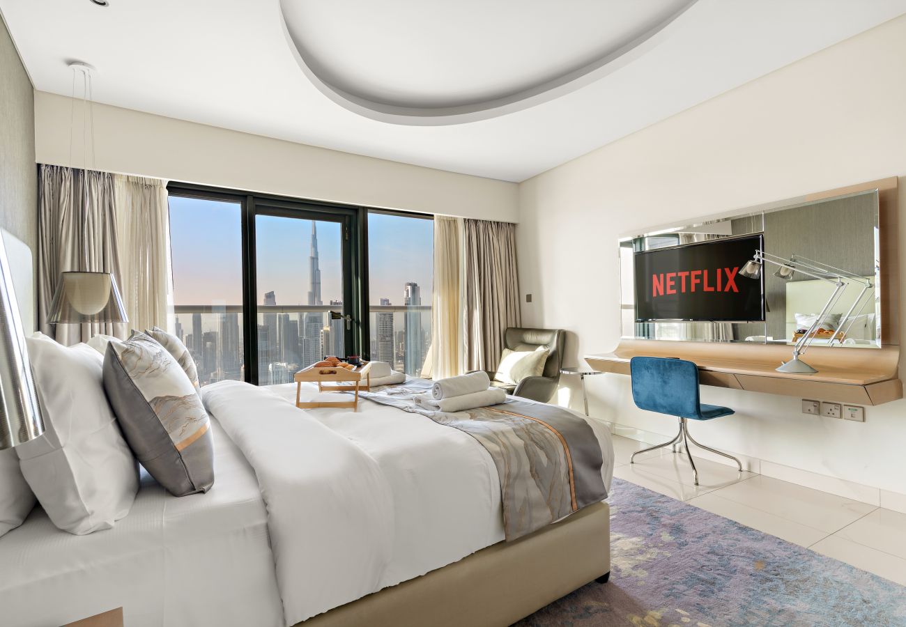 Apartment in Dubai - Luxurious 3BD in Business Bay with Burj Khalifa View