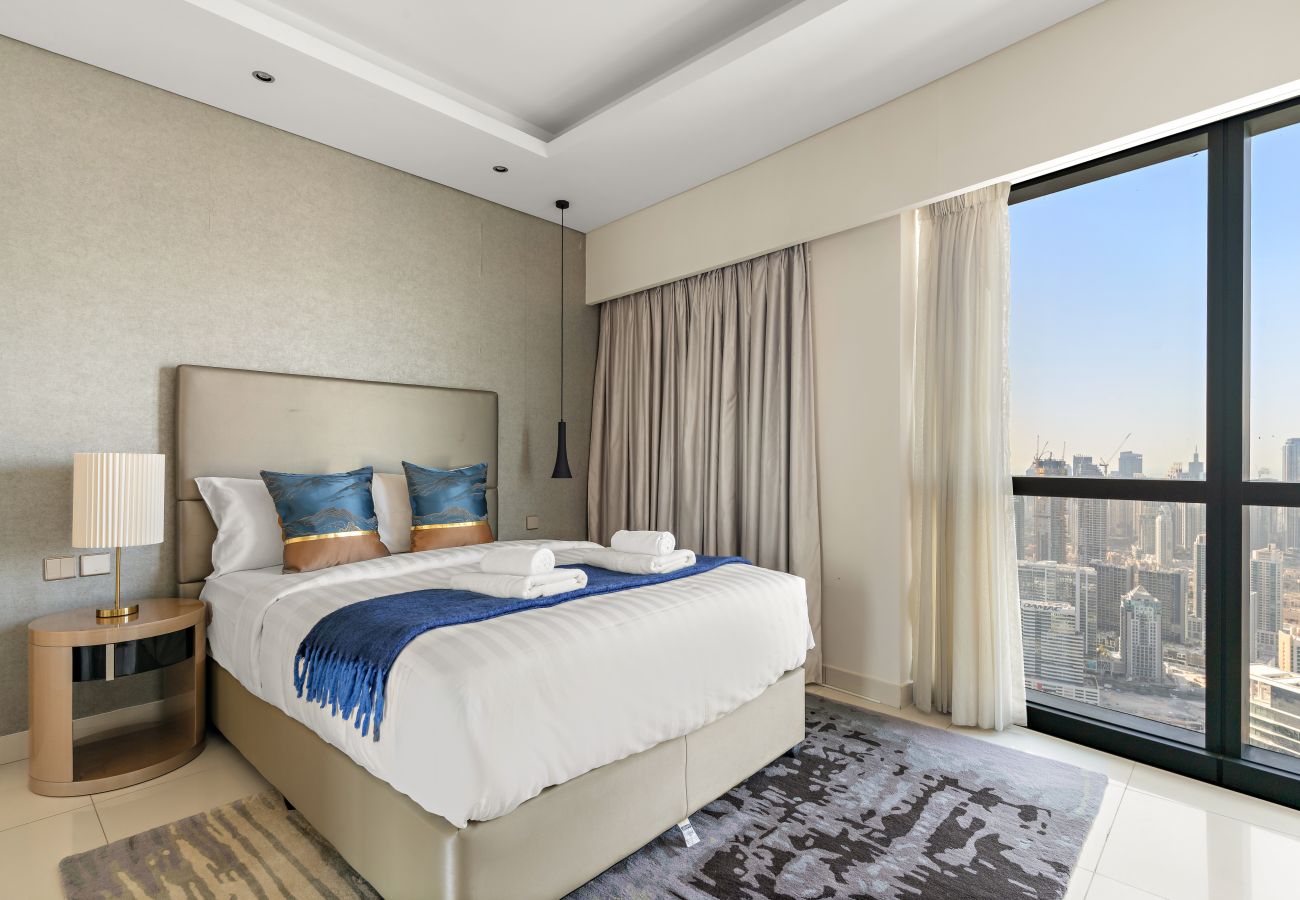 Apartment in Dubai - Luxurious 3BD in Business Bay with Burj Khalifa View