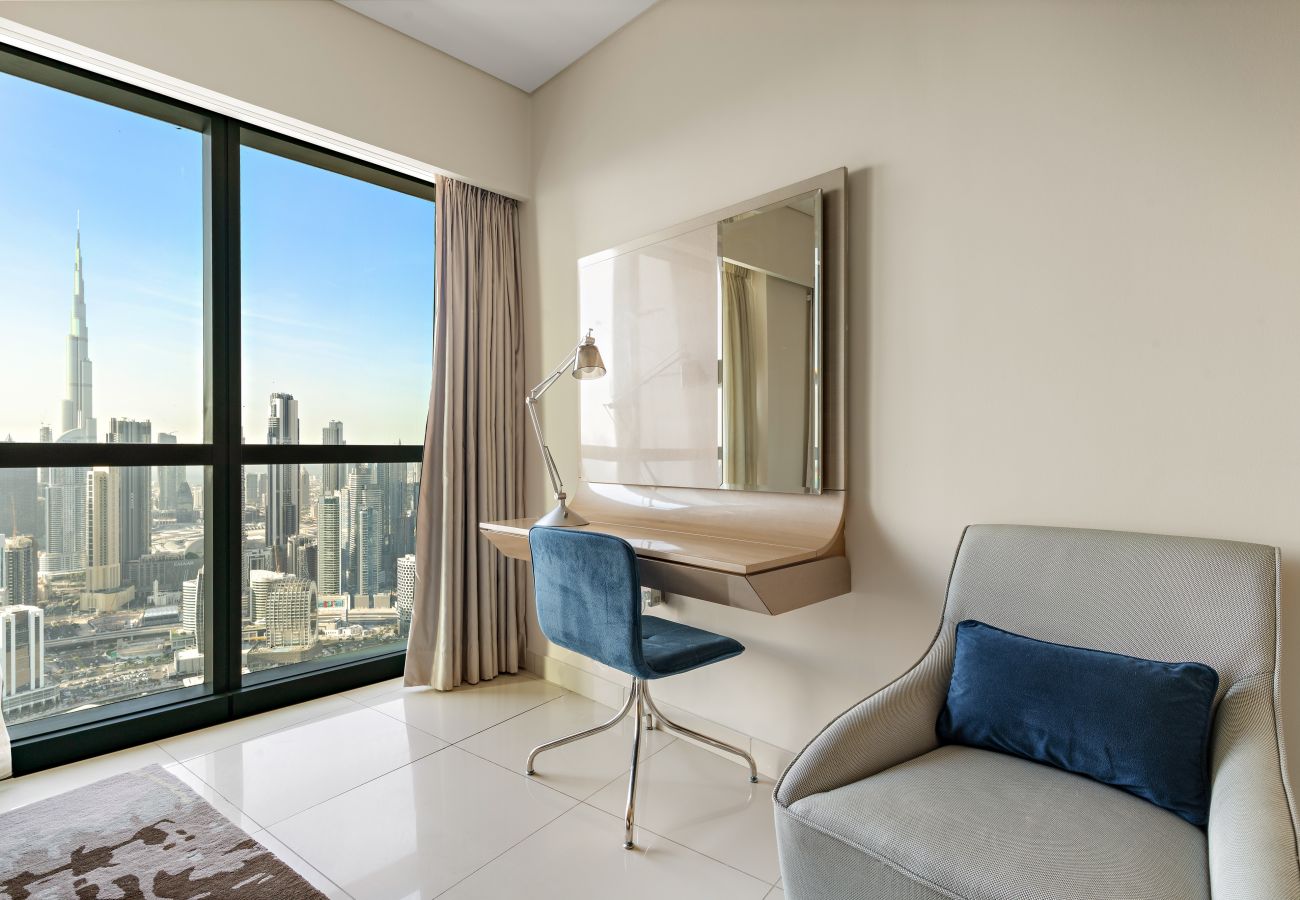 Apartment in Dubai - Luxurious 3BD in Business Bay with Burj Khalifa View