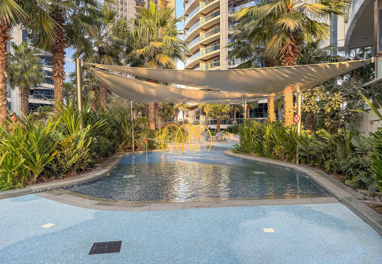 Apartment in Dubai - Luxurious 3BD in Business Bay with Burj Khalifa View