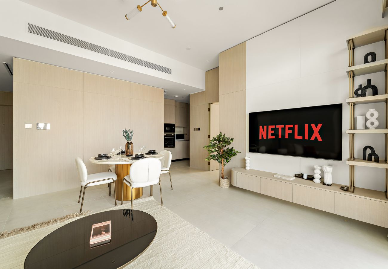 Apartment in Dubai - Contemporary One Bedroom Apartment in JVC