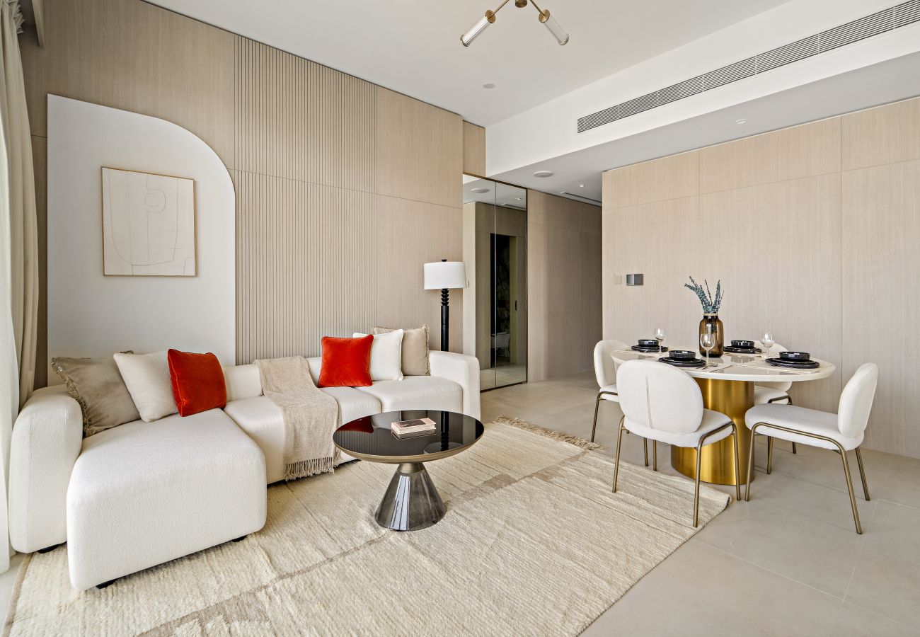 Apartment in Dubai - Contemporary One Bedroom Apartment in JVC