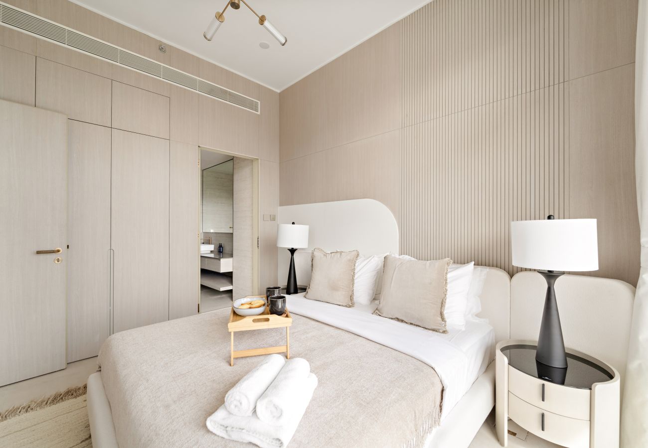 Apartment in Dubai - Bright and Modern One Bedroom in JVC