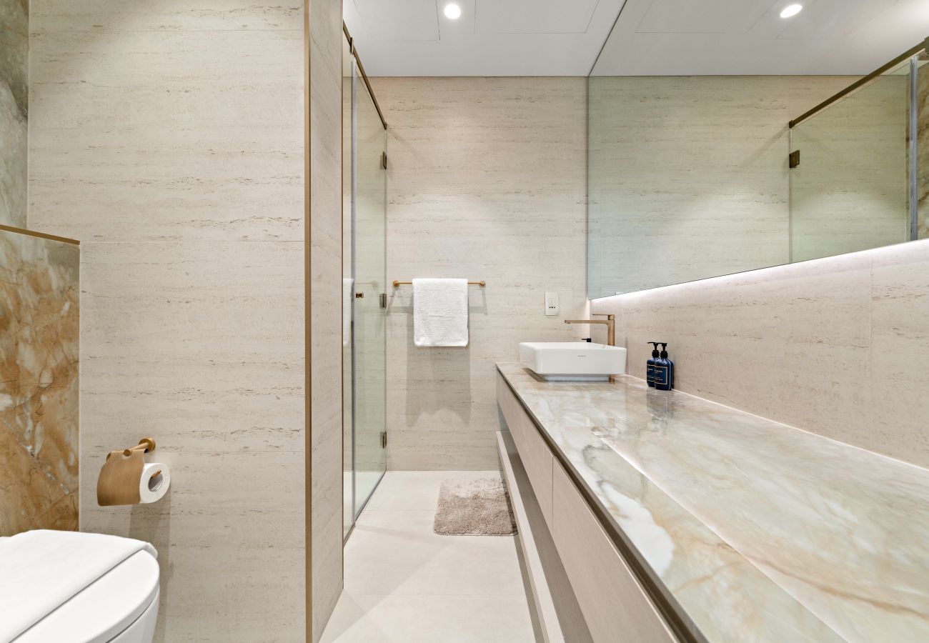 Apartment in Dubai - Bright and Modern One Bedroom in JVC