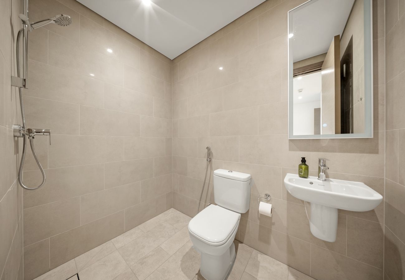 Apartment in Dubai - Stylish 2BR + Maid’s Apartment in Sobha Hartland