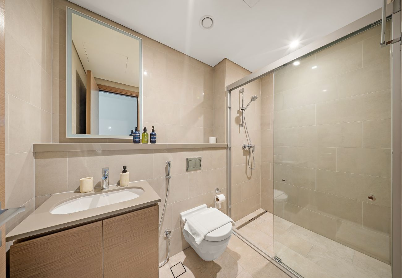 Apartment in Dubai - Stylish 2BR + Maid’s Apartment in Sobha Hartland