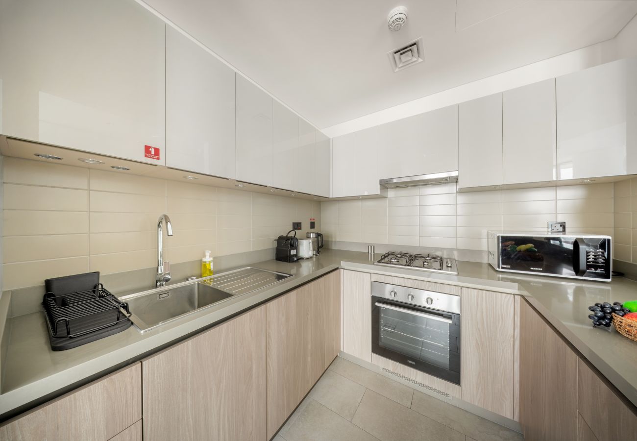 Apartment in Dubai - Stylish 2BR + Maid’s Apartment in Sobha Hartland