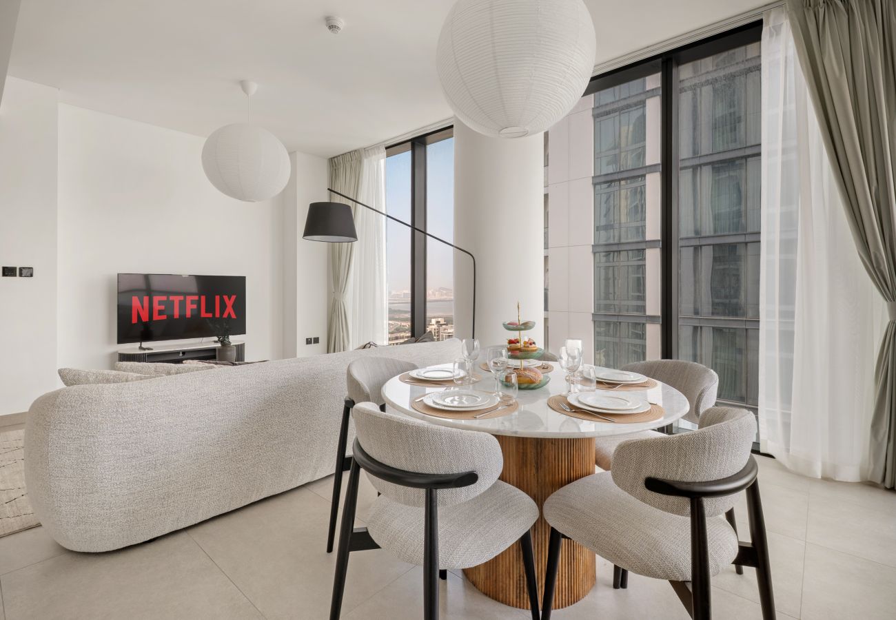 Apartment in Dubai - Stylish 2BR + Maid’s Apartment in Sobha Hartland