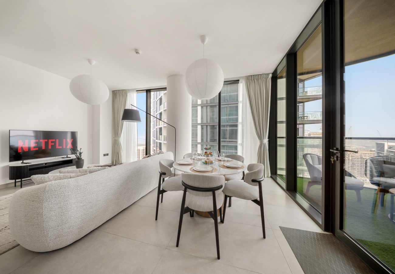 Apartment in Dubai - Stylish 2BR + Maid’s Apartment in Sobha Hartland