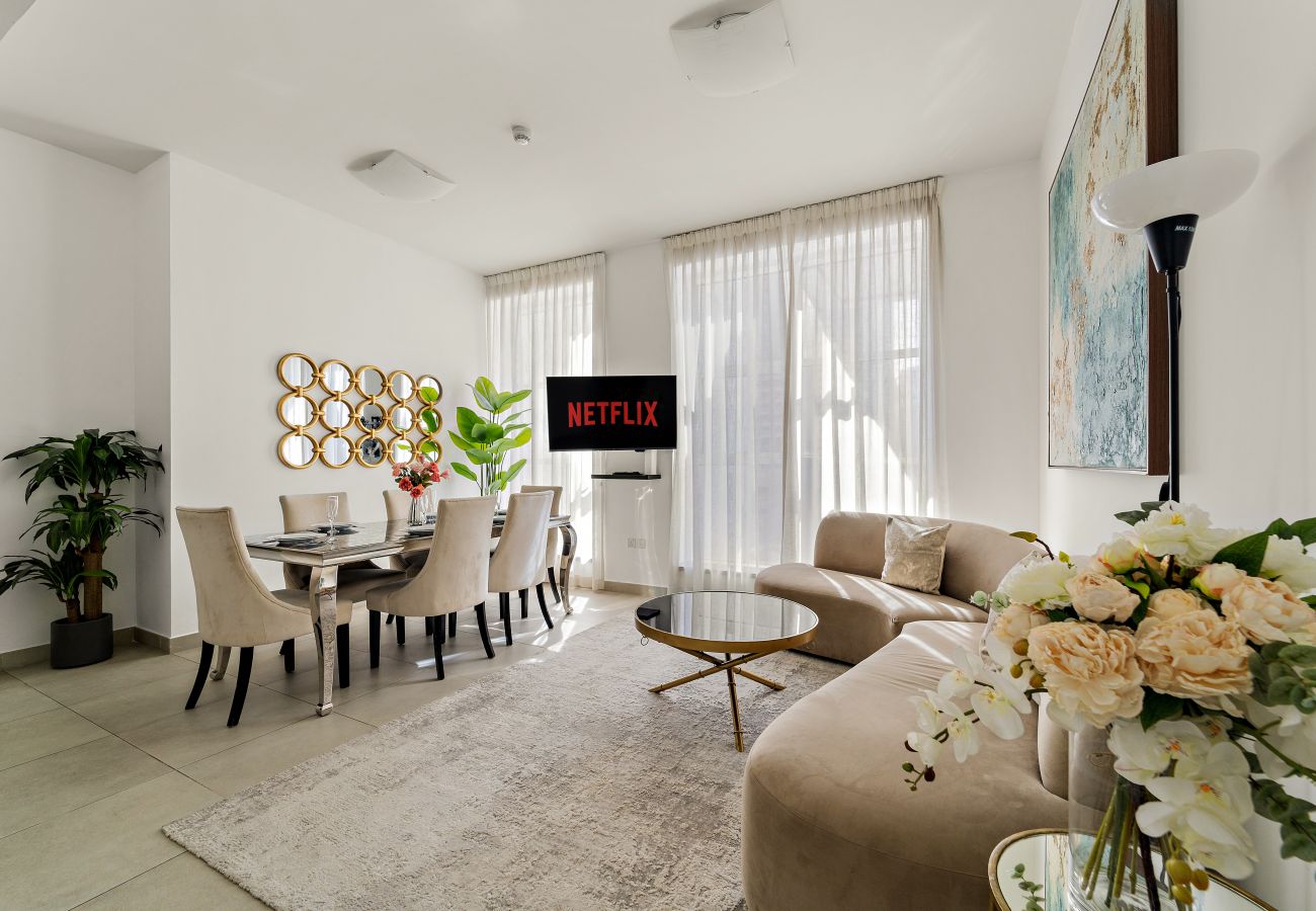 Apartment in Dubai - Stylish 2BD in Dubai Marina Near the Beach