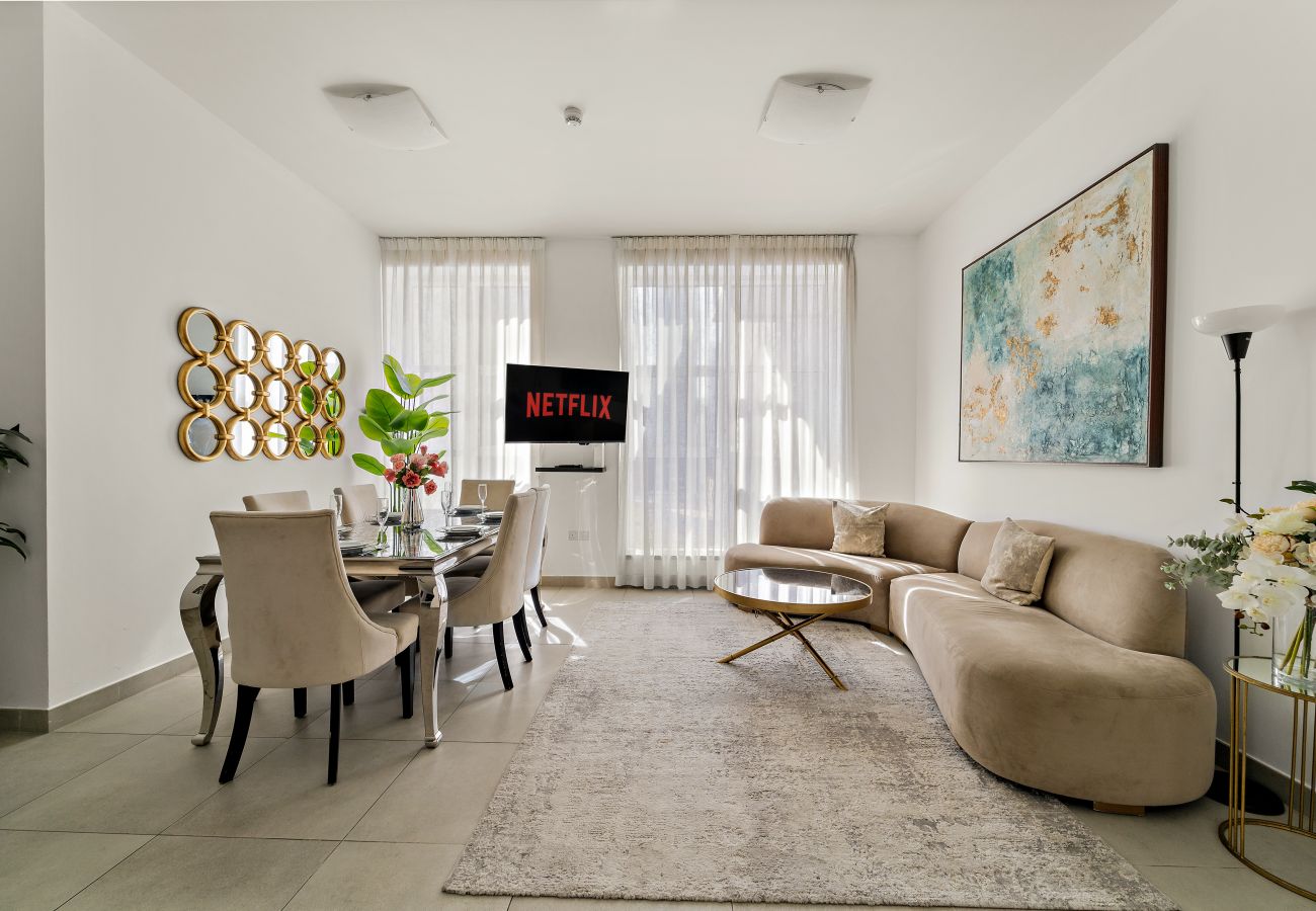 Apartment in Dubai - Stylish 2BD in Dubai Marina Near the Beach