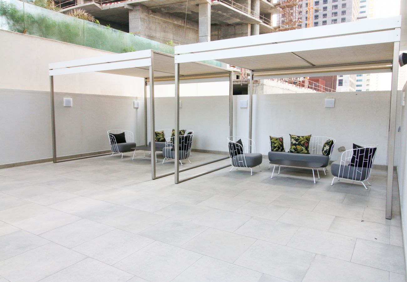 Apartment in Dubai - Stylish 2BD in Dubai Marina Near the Beach