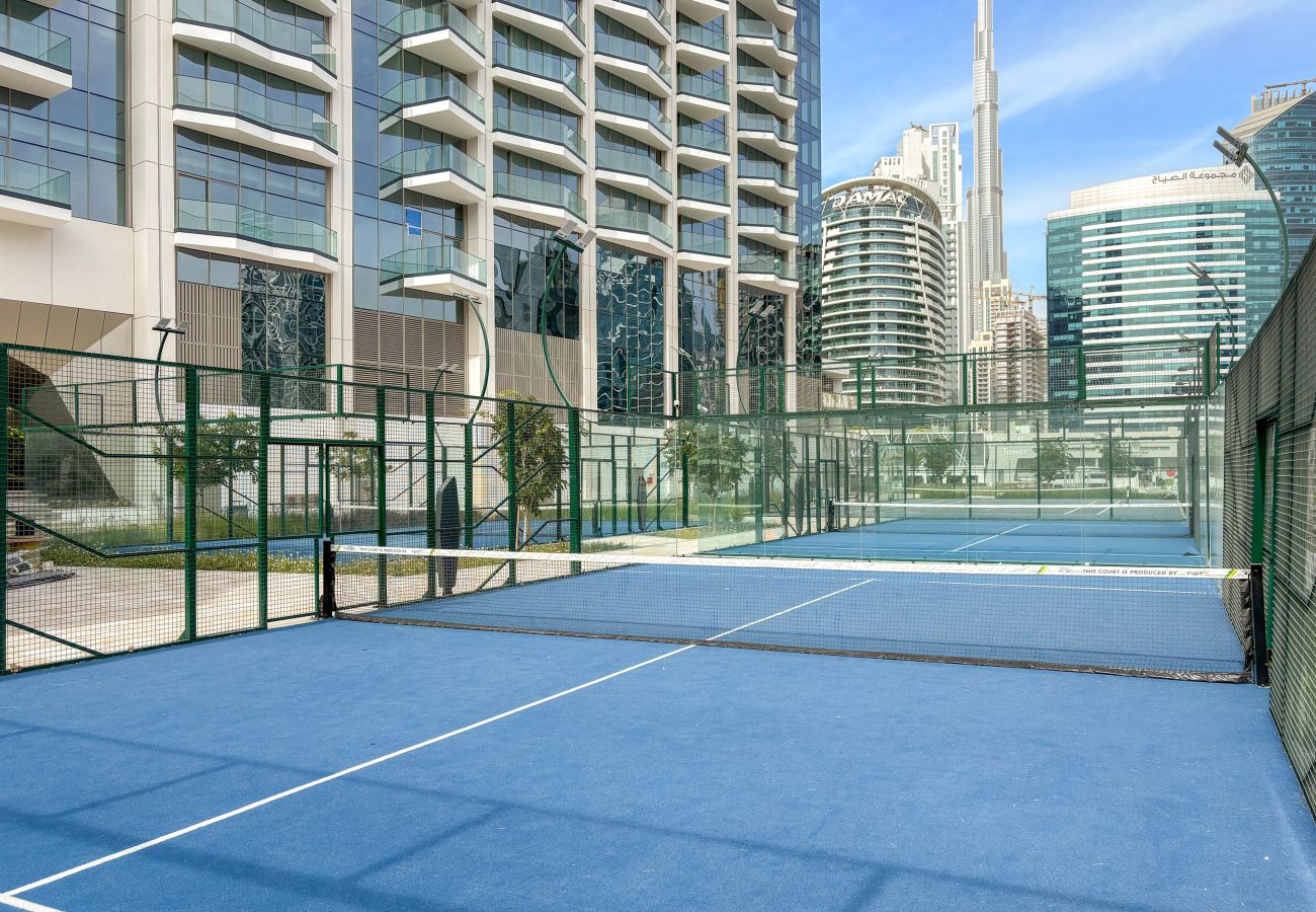 Apartment in Dubai - Luxury 1 BD with Panoramic Canal Views