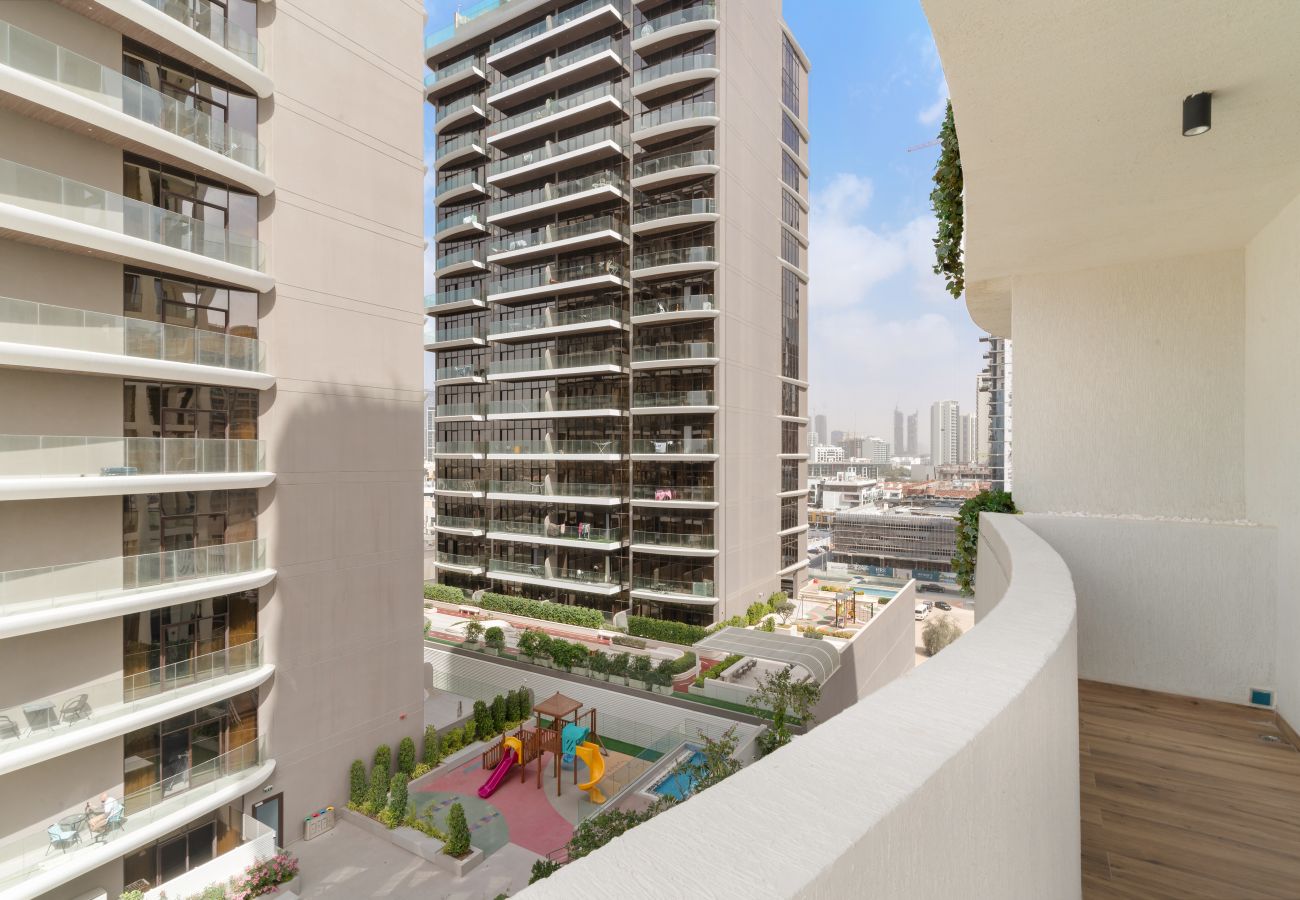 Apartment in Dubai - Luxury Living with Top Amenities 1BD in JVC