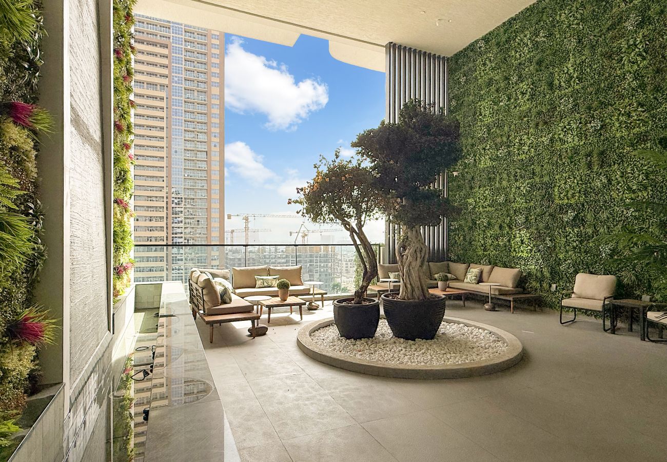 Apartment in Dubai - Luxury Living with Top Amenities 1BD in JVC