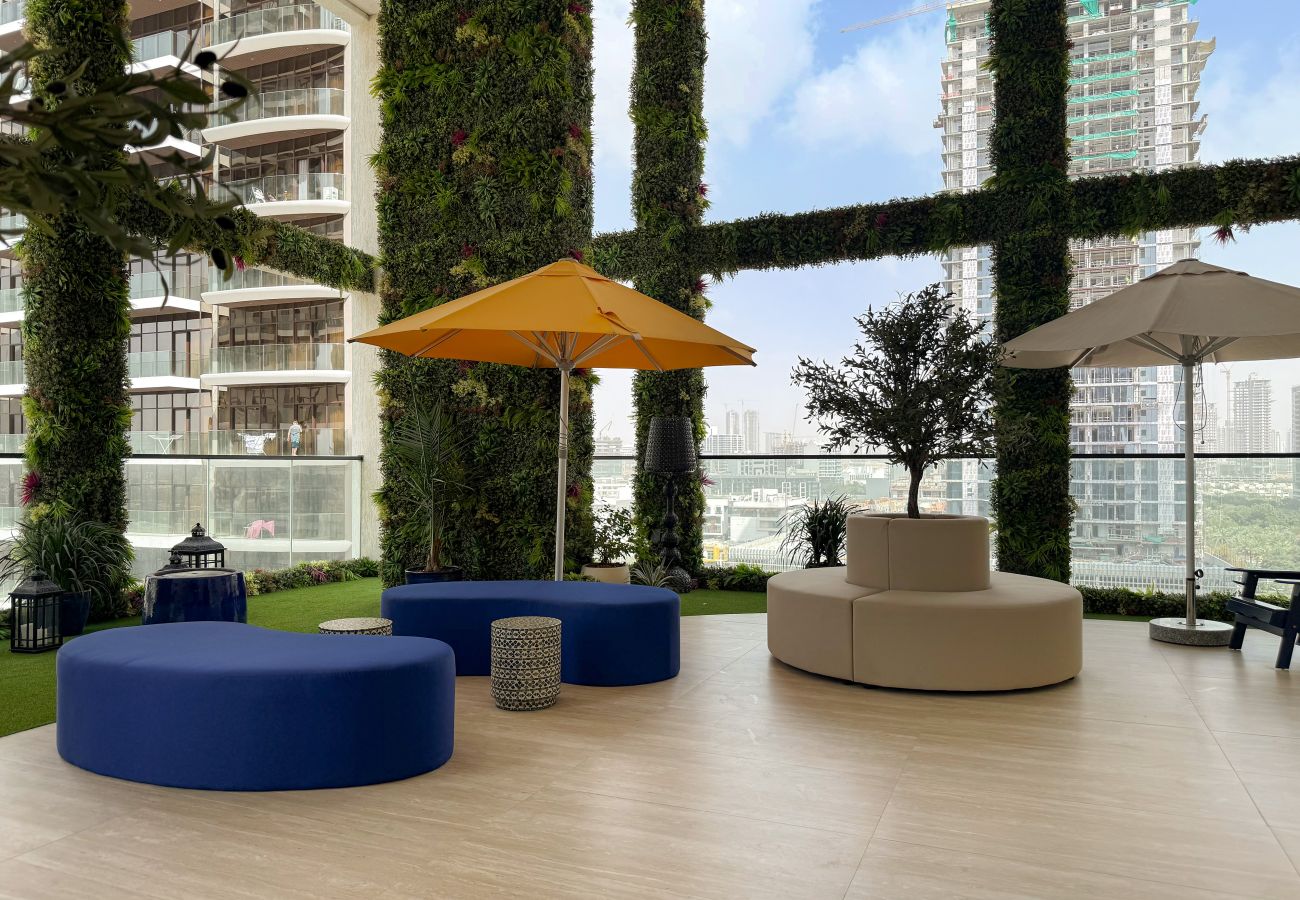 Apartment in Dubai - Luxury Living with Top Amenities 1BD in JVC