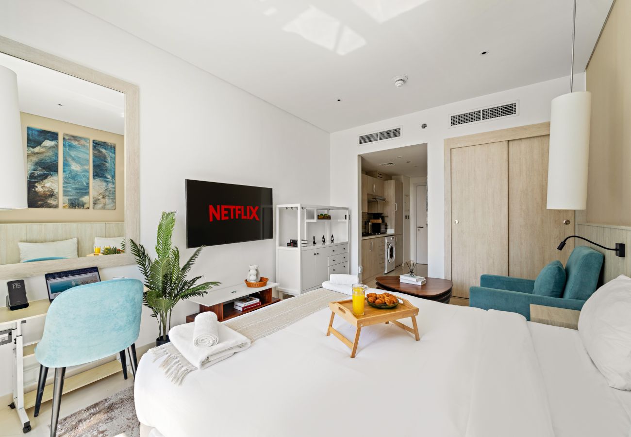 Apartment in Dubai - Prime Studio With Beach Access 