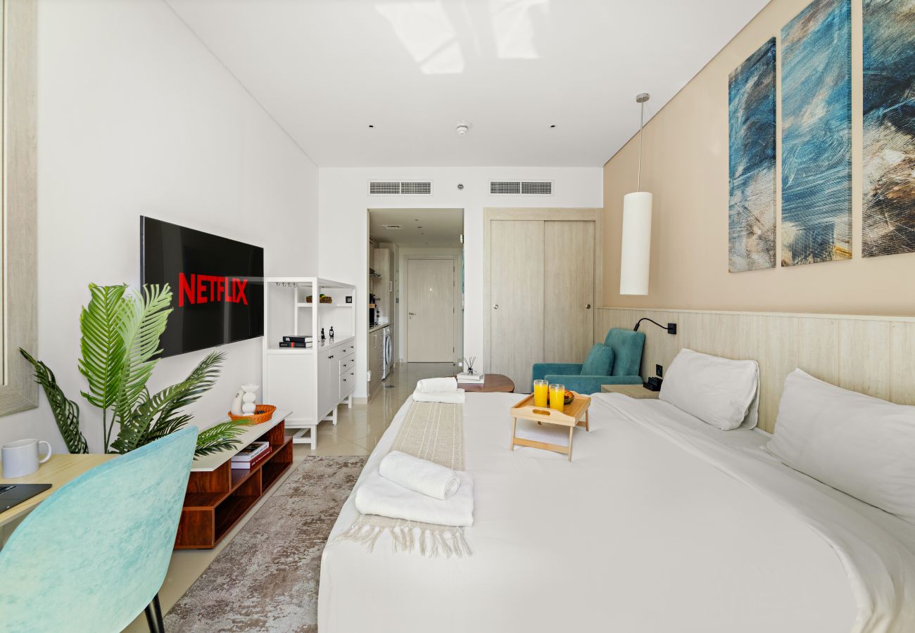 Apartment in Dubai - Prime Studio With Beach Access 
