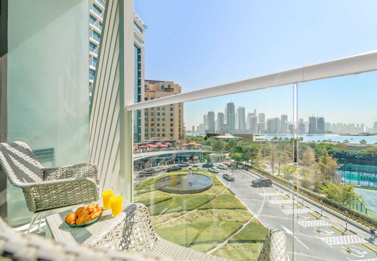 Apartment in Dubai - Prime Studio With Beach Access 