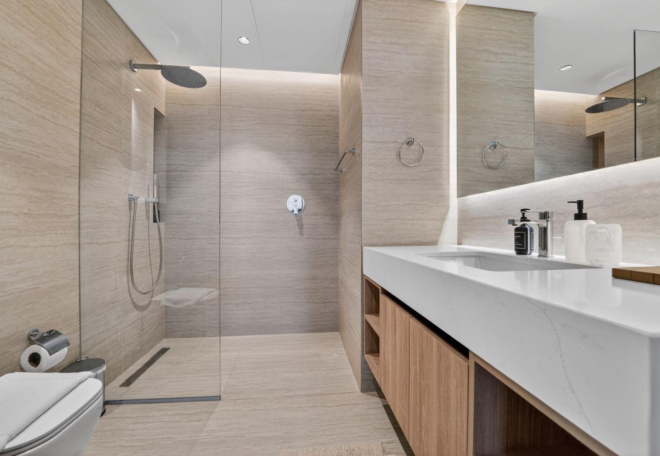 Apartment in Dubai - Stylish New 1 BD in Marina Living Dubai Marina