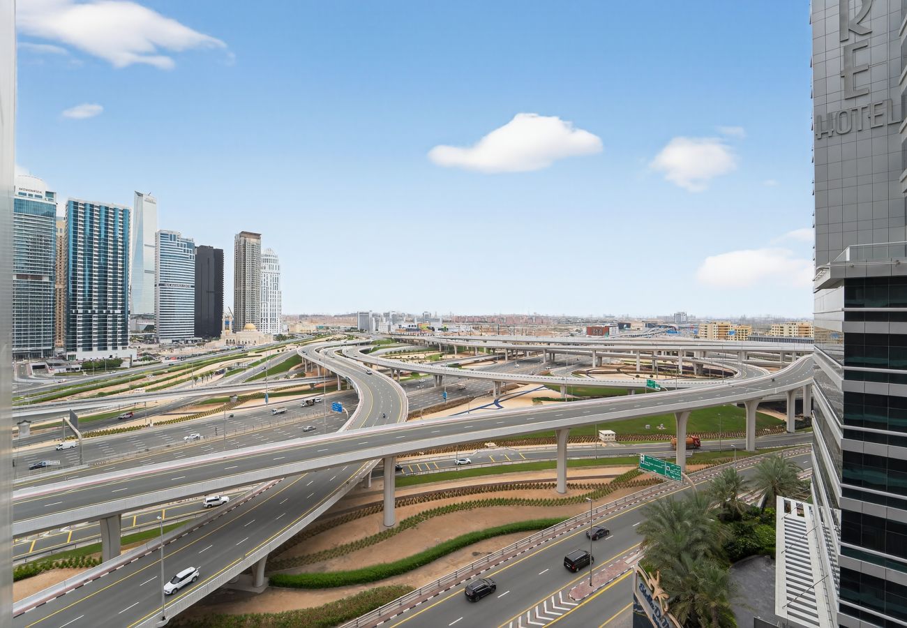 Apartment in Dubai - Stylish New 1 BD in Marina Living Dubai Marina