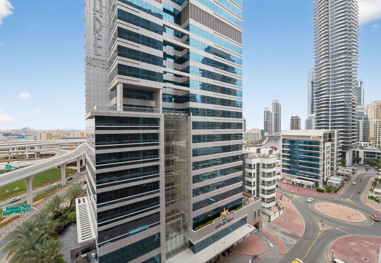 Apartment in Dubai - Stylish New 1 BD in Marina Living Dubai Marina