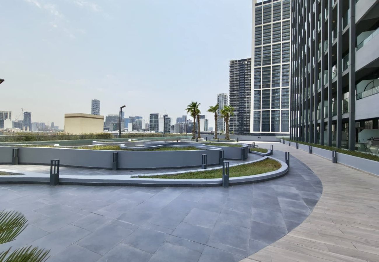 Apartment in Dubai - Elegant Studio Apartment in JVC 