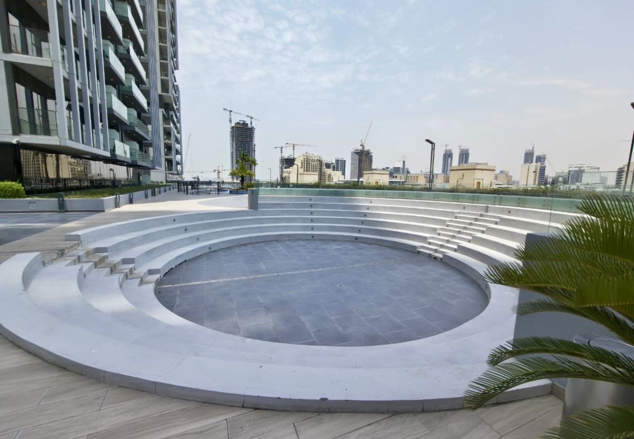 Apartment in Dubai - Elegant Studio Apartment in JVC 