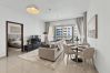 Apartment in Dubai - Downtown Dubai Escape | 1BR at 29 Boulevard 