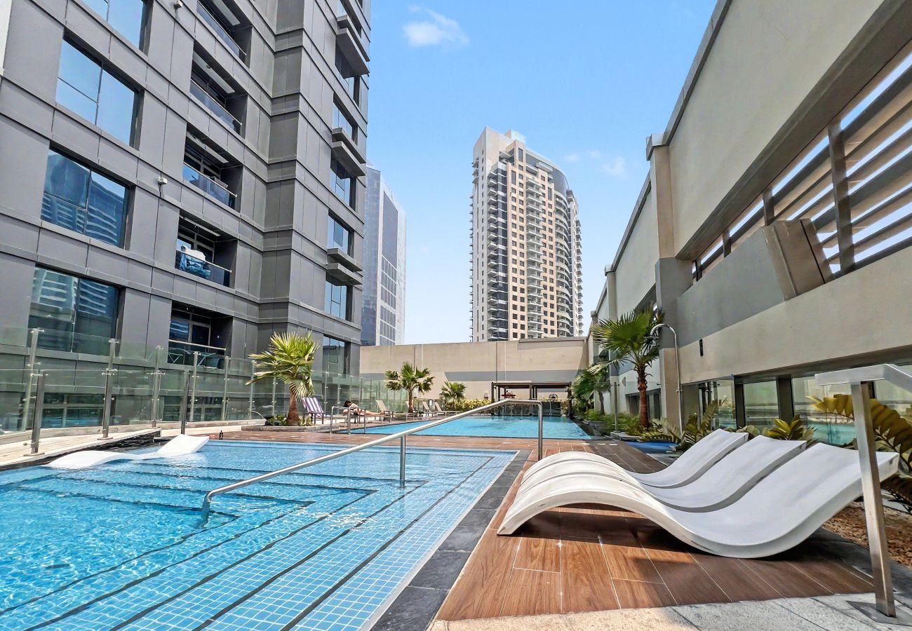 Apartment in Dubai - Chic 2BD Apartment in Business Bay