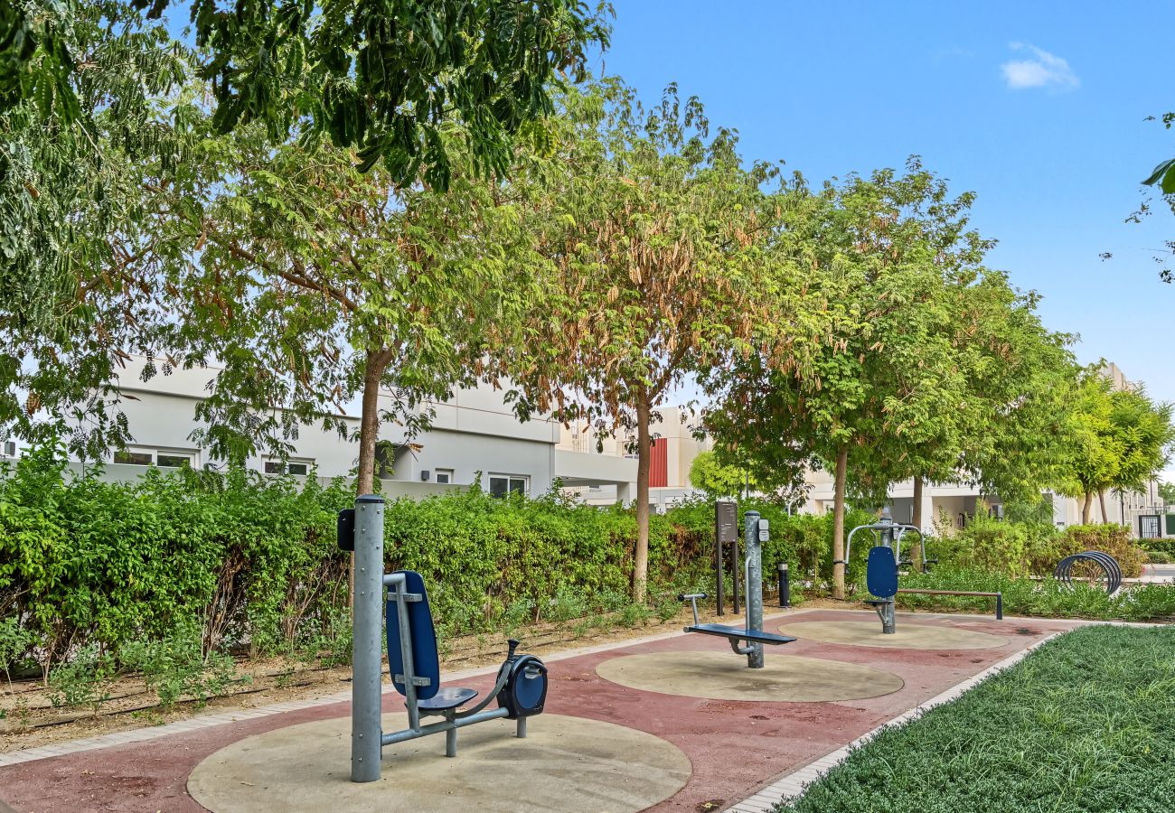 Villa in Dubai - Spacious 3BR Villa | Villanova | Gated Community